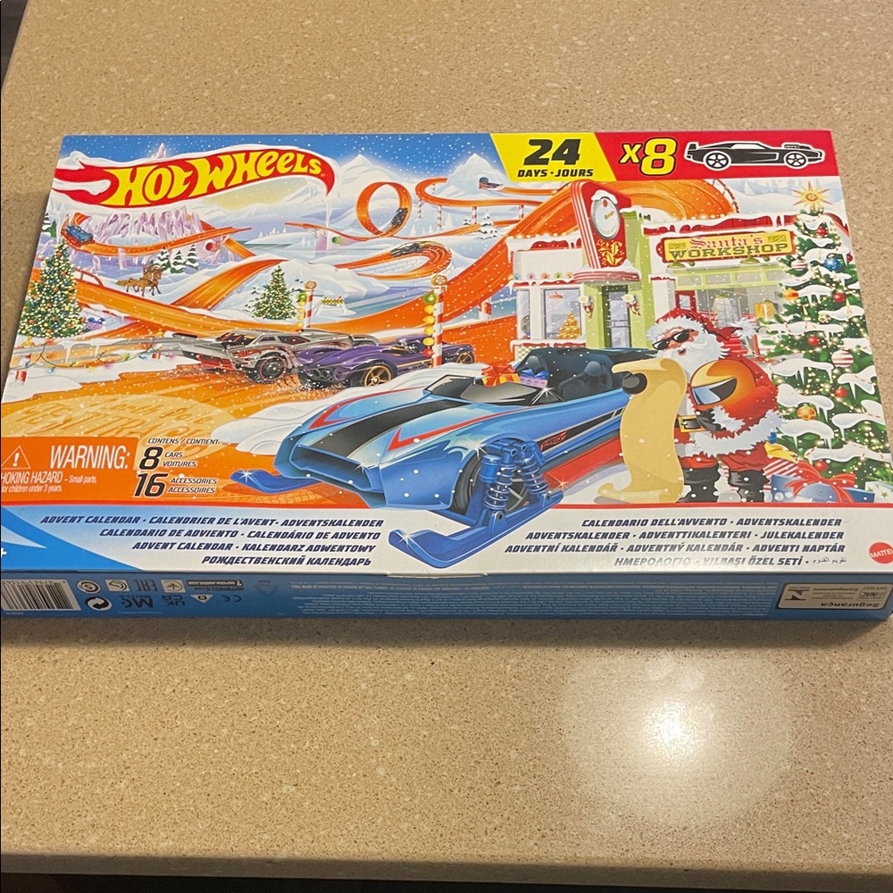 Hot Wheels Holiday Advent Toy Car Set - 24-Day Countdown